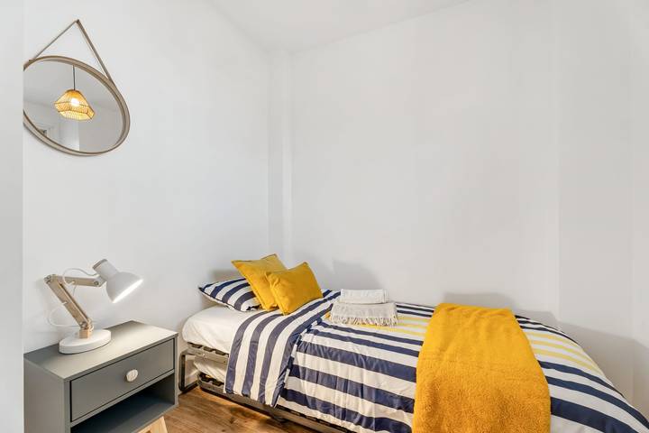 Ferienwohnung für 3 Personen, mit Balkon und Garten in Antibes - 3