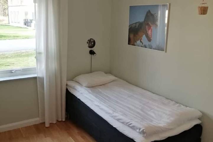 Wonderful 4-bedroom house in central Skellefteå for your stay. Up to 12 ppl in Skelleftea, Bottenwiek