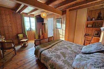 Cottage pour 2 personnes, avec jacuzzi ainsi que piscine et jardin à Sigalens