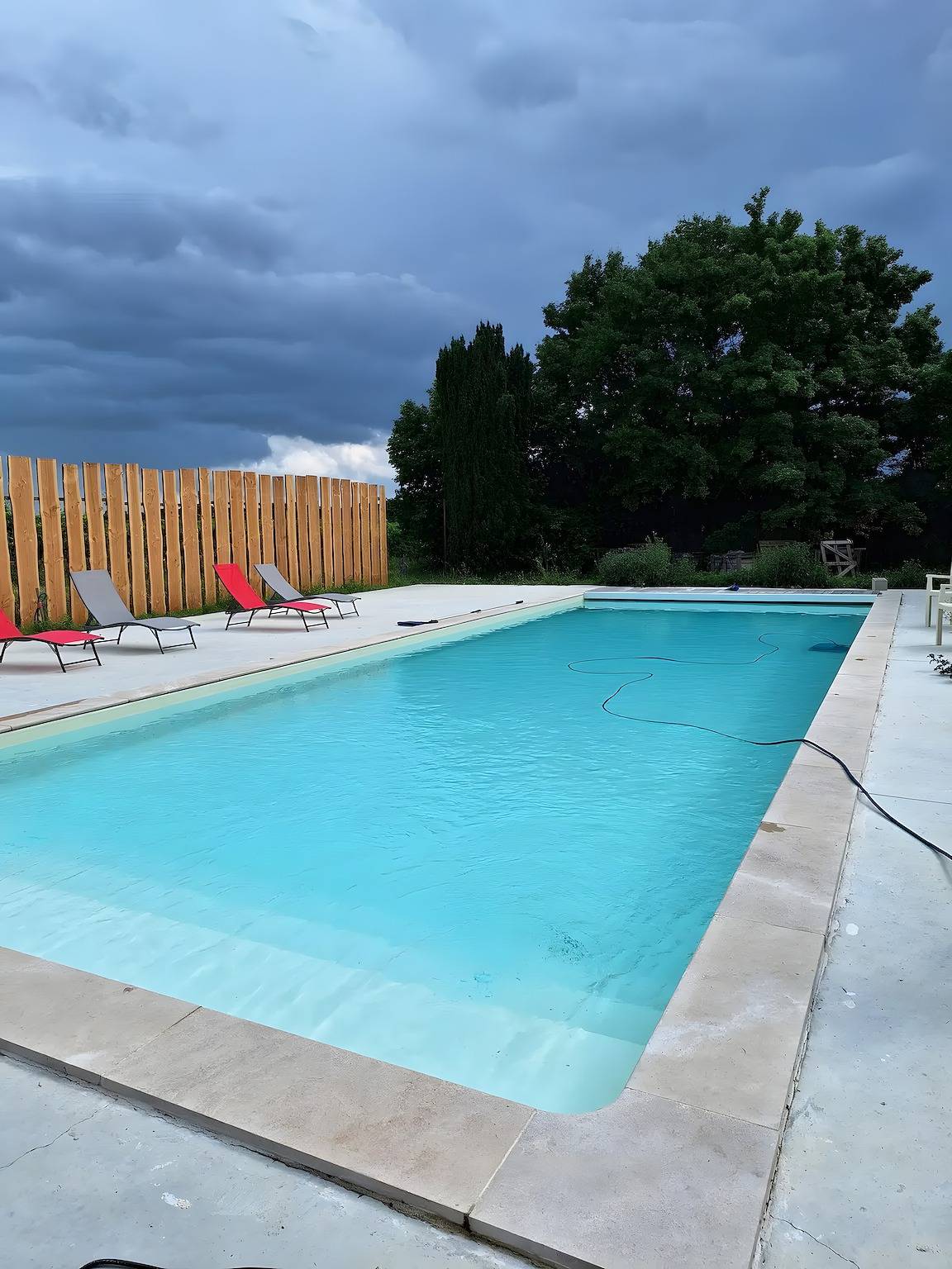 Chambre d’hôtes « Chambre Merlot » avec piscine partagée, terrasse partagée et Wi-Fi in Saint-Germain-du-Puch, Région de Libourne
