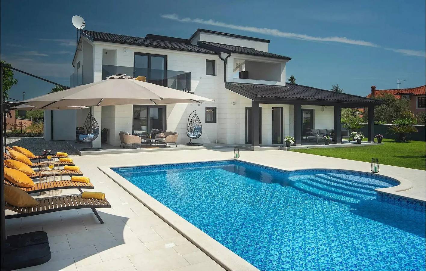 Moderne Villa D&v nahe den Stränden und der Arena in Pula-Medulin, Pula