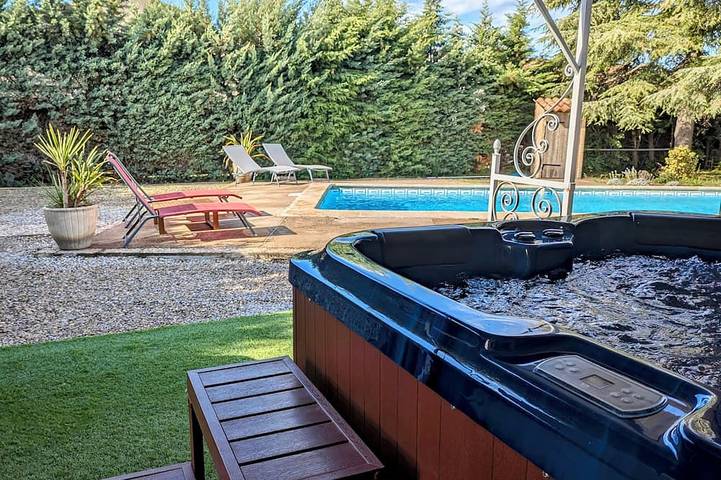 Maison de vacances pour 6 personnes, avec jardin ainsi que jacuzzi et terrasse - 1