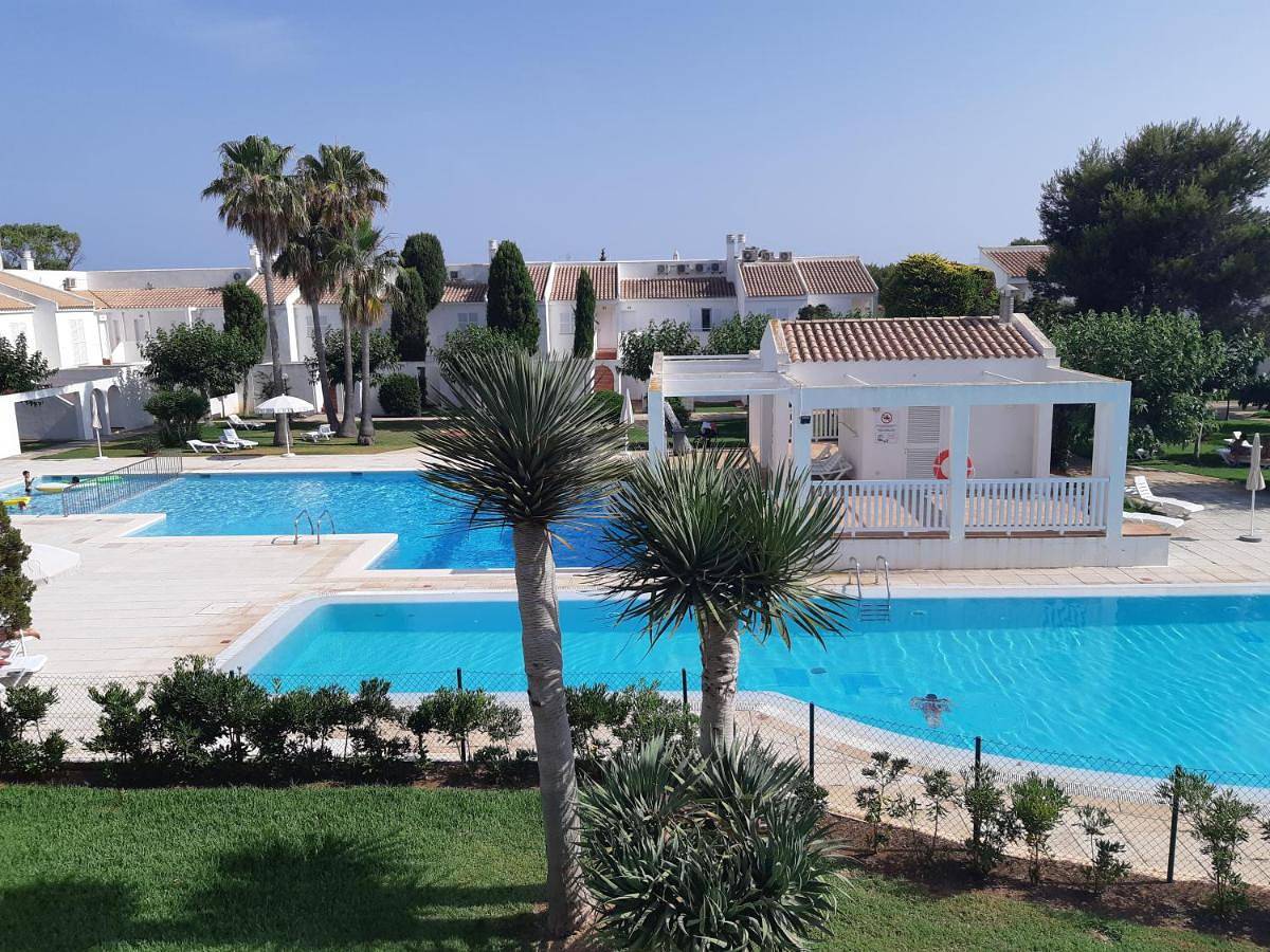 Appartement entier, Son Xoriguer appartement calme, mer, piscines.Son Xoriguer quiet apartment, sea, swimming pools. in Son Xoriguer, Ciutadella
