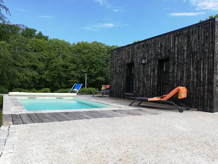 Gîte pour 5 personnes, avec terrasse ainsi que jardin et piscine à Sarlat-la-Canéda - 4