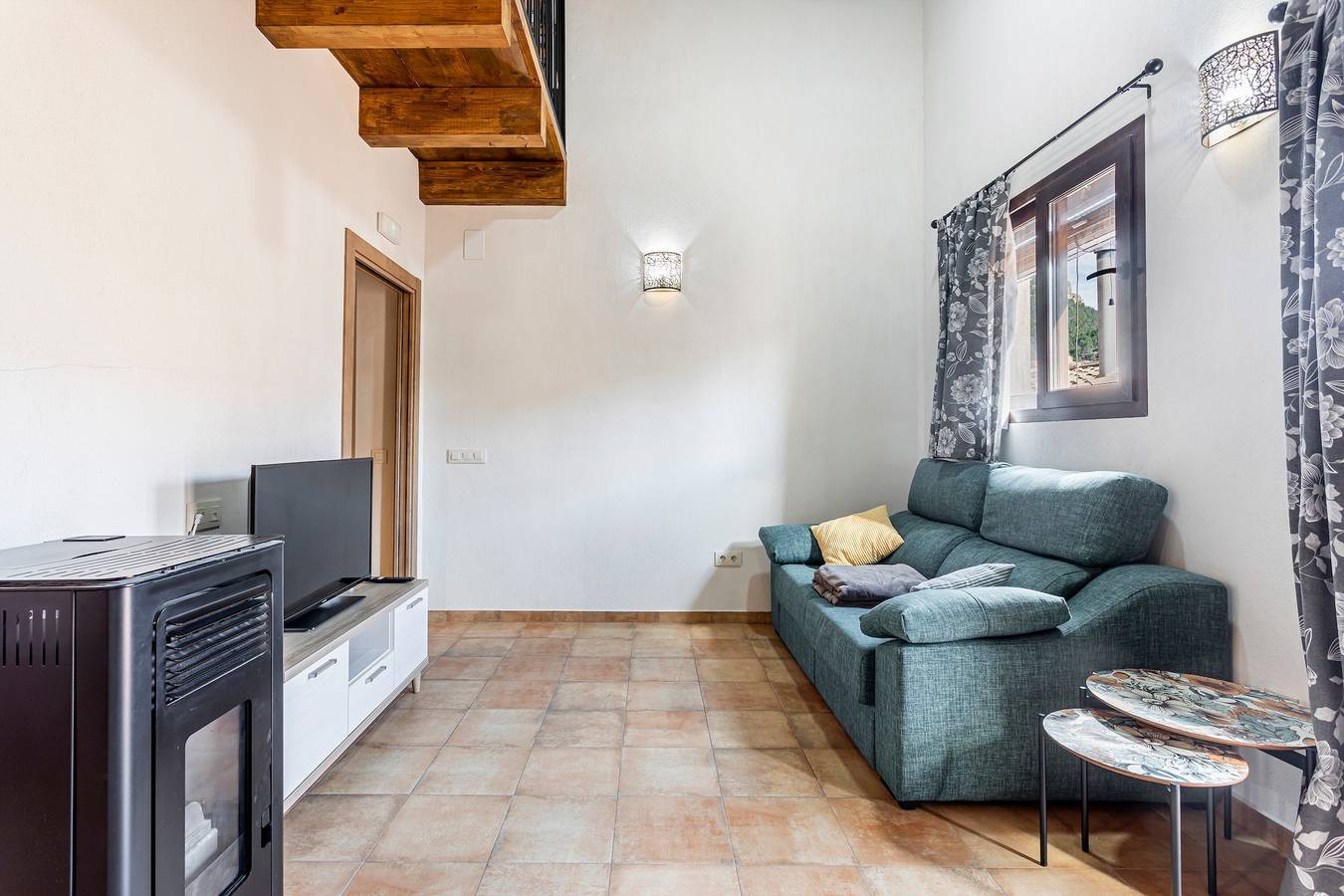 Estudio entero, Estudio 'Vencejos' con Wi-Fi in Ademuz, Provincia de Valencia