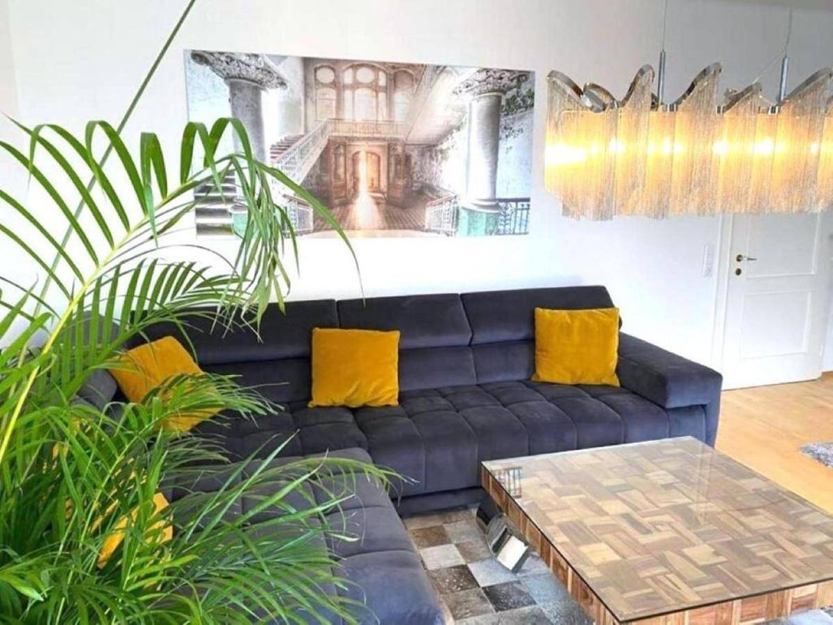 Ganze Wohnung, Haus Schmidhuber Ferienwohnung 2 mit Balkon und Bergblick in Großgmain, Bezirk Salzburg-Umgebung
