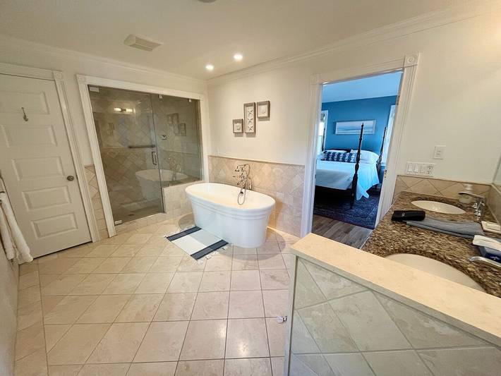 Vacation rental for 11 people, with balcony in Ocean Grove