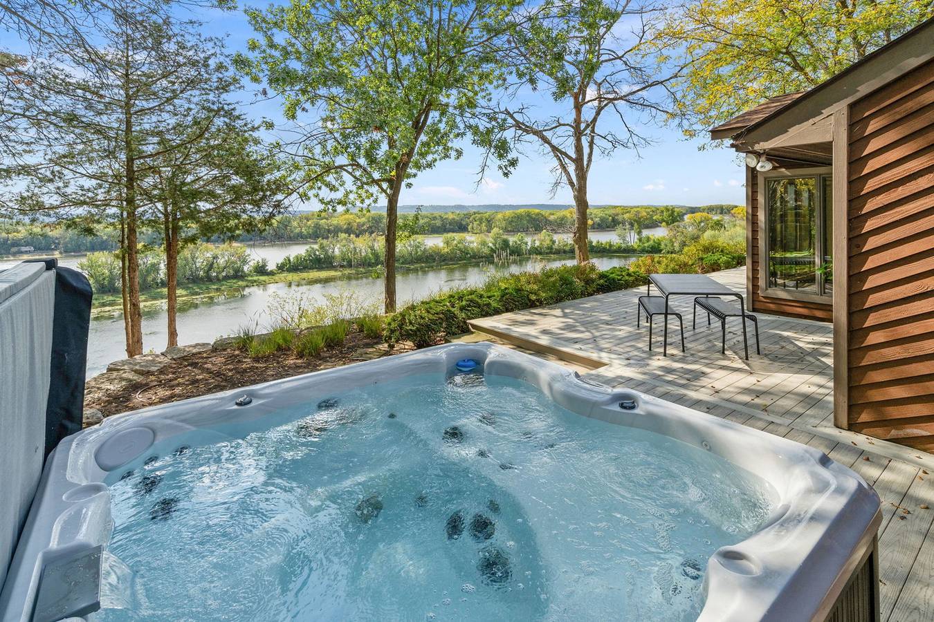 Riverfront Inn in Minneapolis in Pierce County (WI)