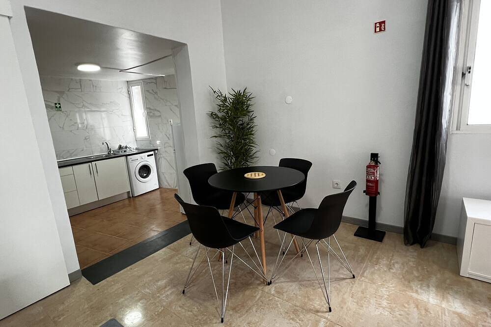 Ganze Wohnung, Einzimmerapartment 'Estúdio Home Away From Home' mit Wlan in Caniçal, Madeira