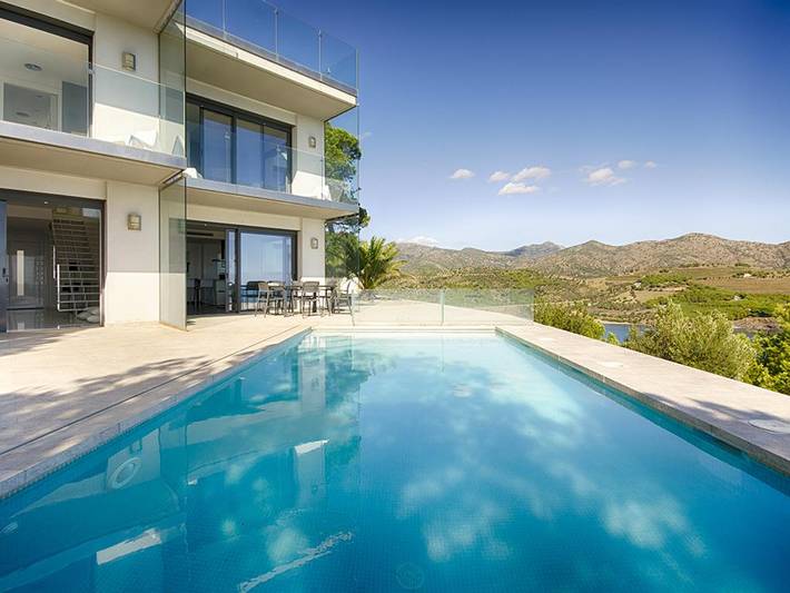 Ferienhaus für 6 Personen, mit Terrasse und Garten sowie Pool in Llanca - 3