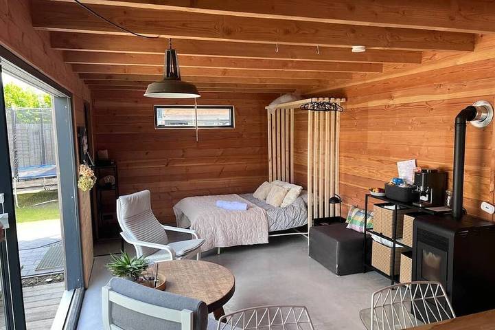 De Tuinkamer Groningen | ontbijt, gratis parkeren & eigen entree in Groningen, Groningen region