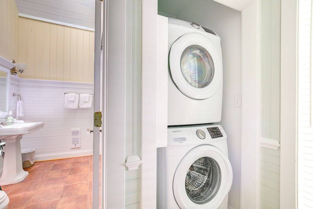 2 Schlafzimmer, 1. 5 Bäder, bietet Platz für bis zu 4 Personen in Albemarle County