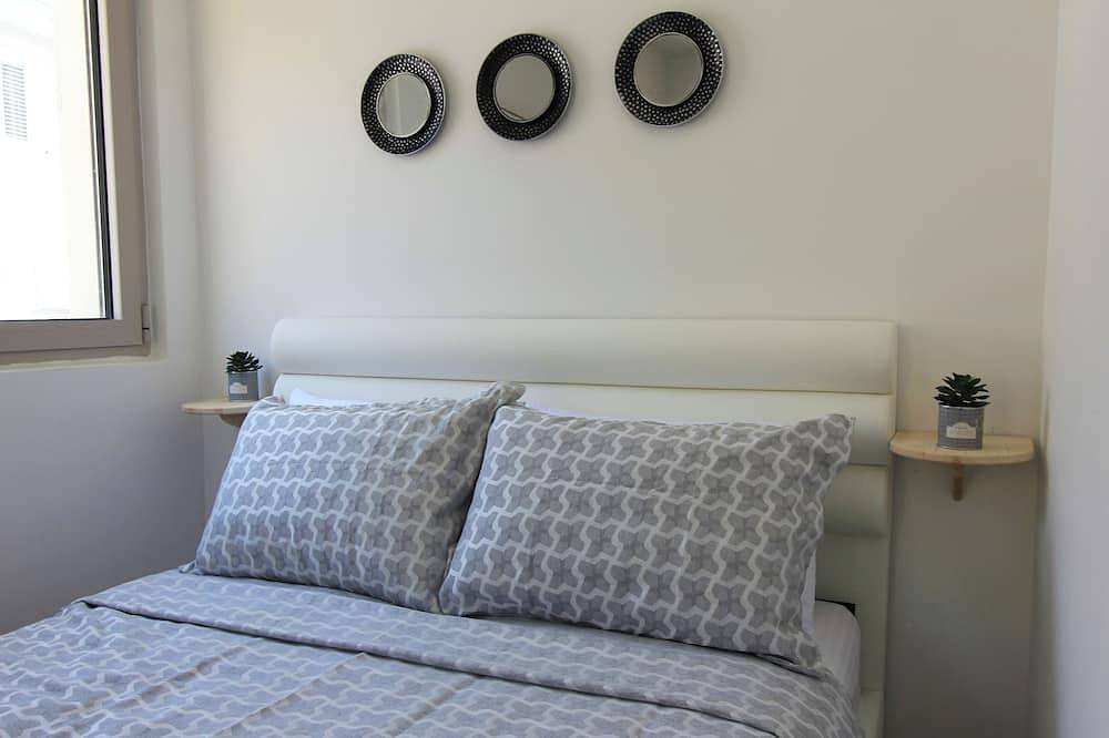 Entire apartment, Studio 32 in Becici in Budva, Opština Budva