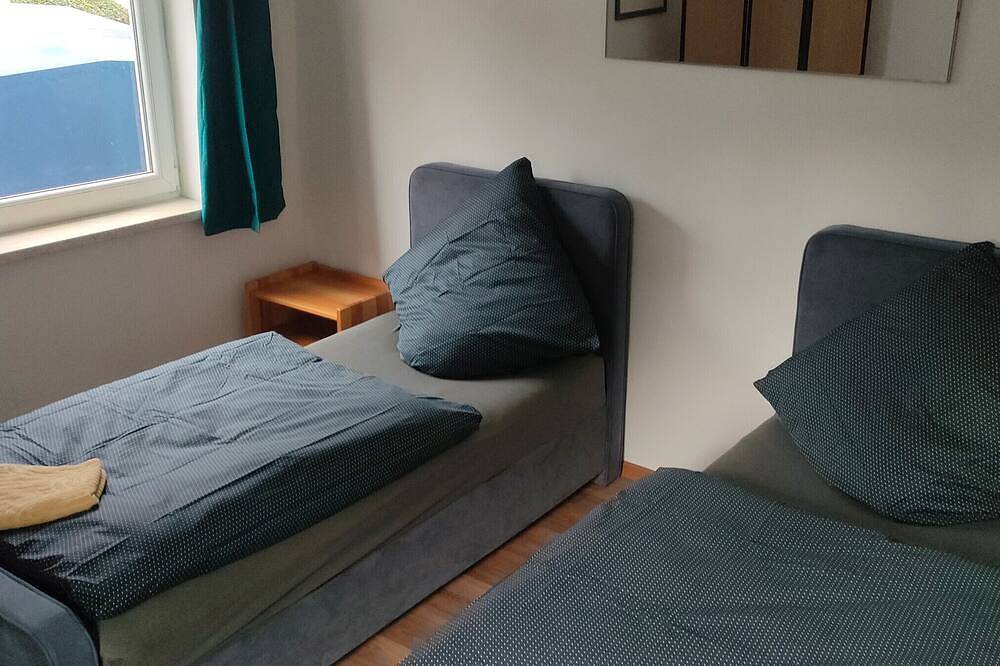 Ganze Wohnung, Apartment 'Yellow A' in Miltenberg, Spessart-Mainland