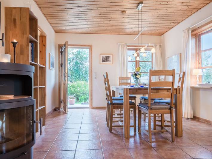 Ferienhaus für 5 Personen, mit Terrasse und Garten in Nieby - 4