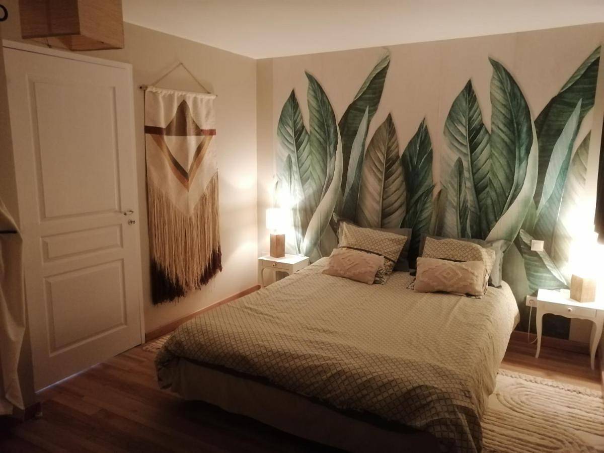 Appartement entier, One-Bedroom Apartment in Valros, Côte méditerranéenne (France)