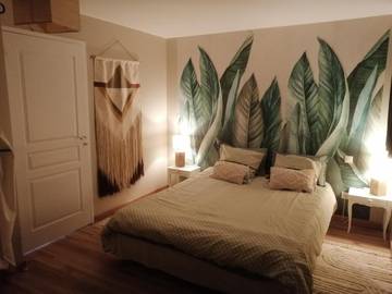 Gîte pour 2 personnes, avec jardin et piscine à Valros
