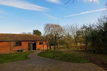 Bungalow for 2 People in Suffolk, East of England, Photo 2