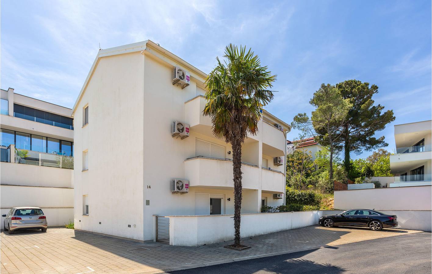 Ganze Ferienwohnung, Apartment mit Meerblick, Terrasse, WLAN und Parkplatz – 900 m vom Strand entfernt in Milcetici, Krk