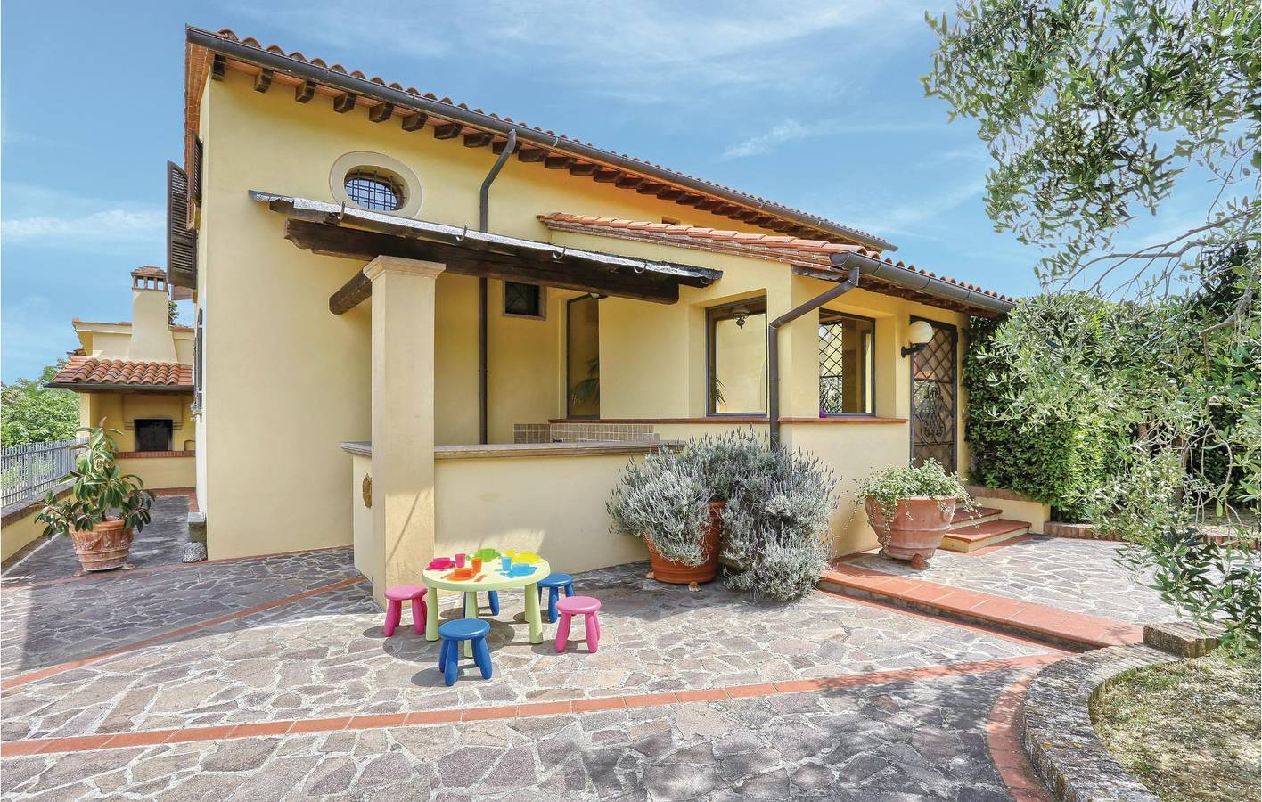 Toskana Wohnung mit Pool & Parkplatz. in Palaia, Pisa Provinz