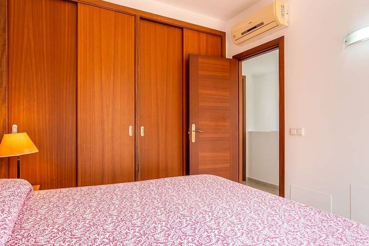 Finca für 12 Personen, mit Terrasse und Garten in Sa Coma - 3