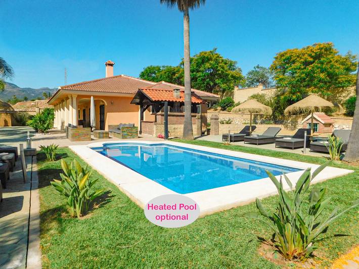 Villa for 14 people, with terrace and garden - 1