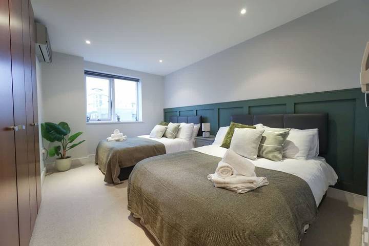 Appartement de vacances entier, Penthouse with Private Hot Tub | Cambridge Station in Coleridge Ward, Cambridge