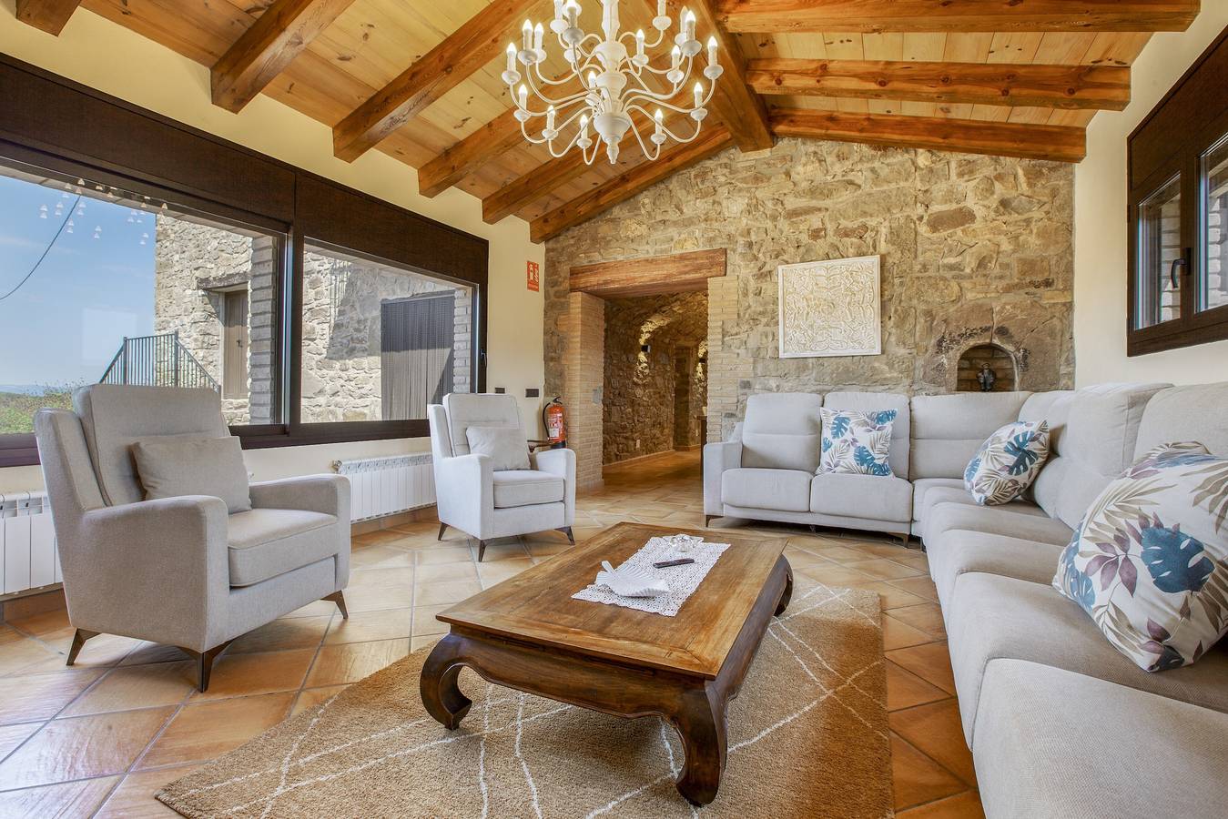 Casa Rural Cal Potret in Castellnou de Bages, Pla de Bages DO