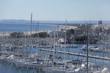 Gîte pour 5 personnes, avec balcon, animaux acceptés dans Port de la Grande Motte