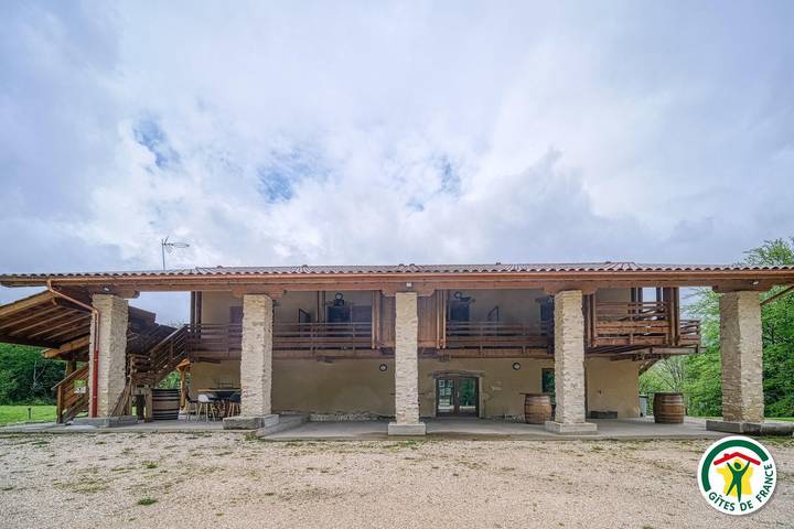 Gîte for 4 people, with hot tub and terrace as well as sauna and garden, with pets - 1