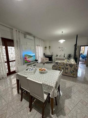 Ferienwohnung für 4 Personen, mit Ausblick und Balkon in Agropoli