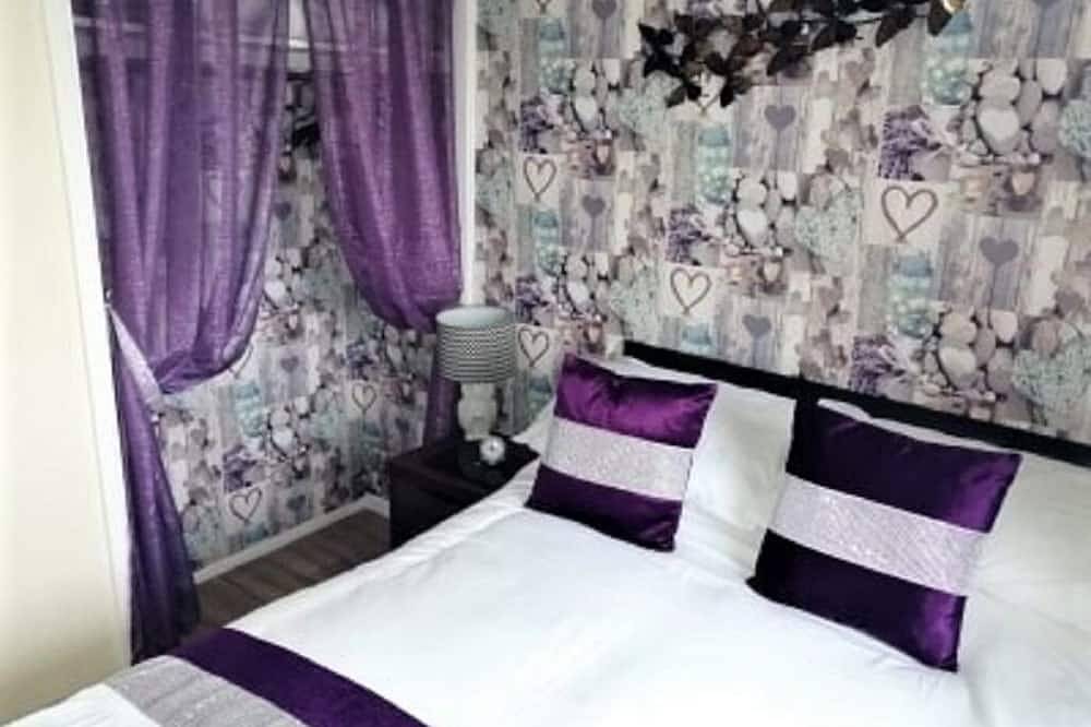 South Facing Chalet - 5 minutes walk to beach, near Norfolk Broads & Gt Yarmouth in California (Great Yarmouth), Great Yarmouth