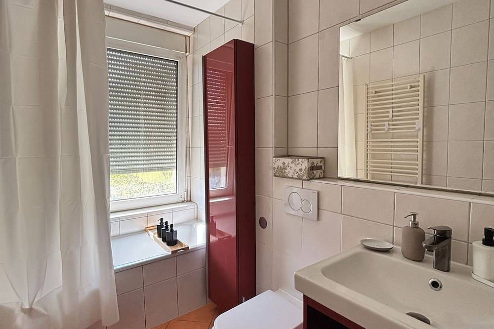 Apartamento entero, Central 3-Room Apartment in Nuremberg in Núremberg, Frankenalb