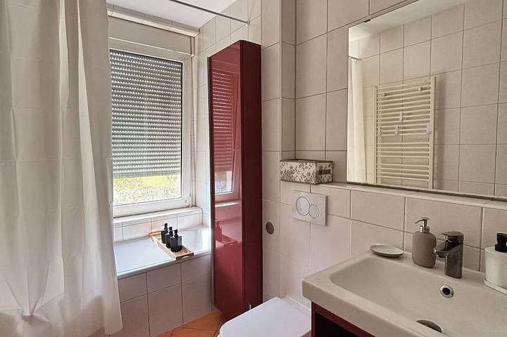 Ganze Wohnung, Neu Renoviert im Herzen von Nürnberg in Nürnberg, Frankenalb