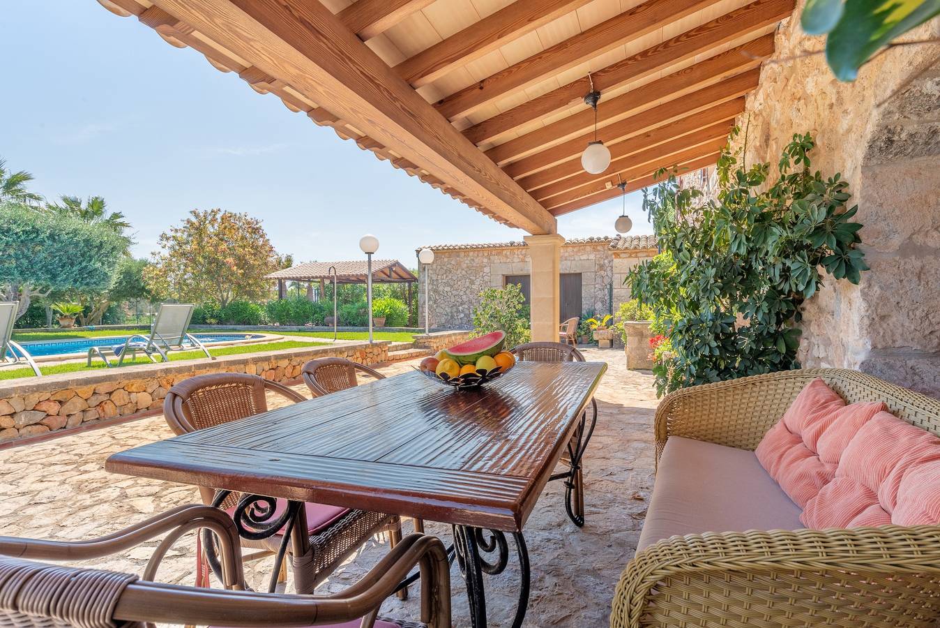 Fantastisches Ferienhaus "Can Julia" mit Blick auf die Berge in Búger, Mallorca Inselmitte