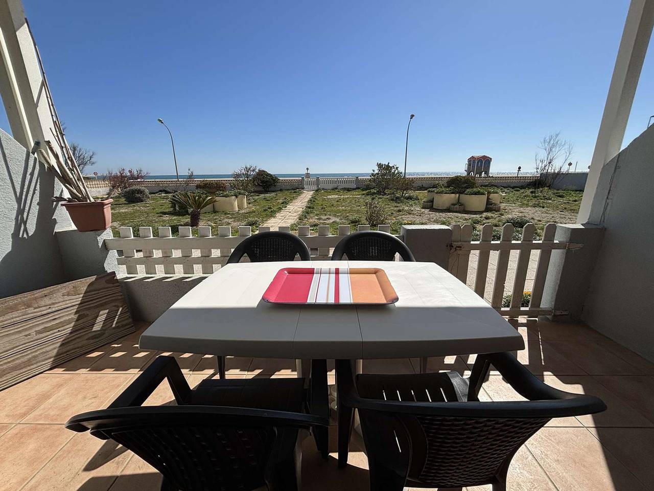 Ganze Wohnung, Renoviertes 2-Zimmer-Apartment für 4 Personen mit privatem Garten - Strand in unmittelbarer Nähe in Port-la-Nouvelle, Narbonne und Umgebung