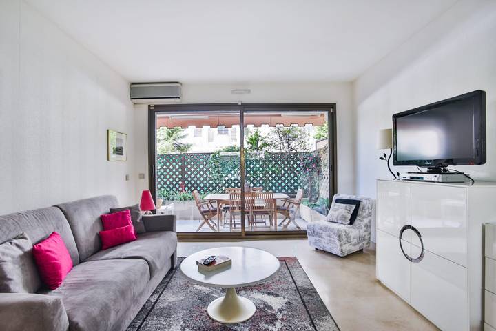 Gîte pour 4 personnes, avec Terrasse dans Port du Mourre-Rouge