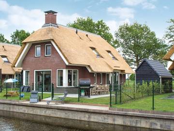 Ferienhaus für 10 Personen, mit Terrasse, kinderfreundlich in Friesland