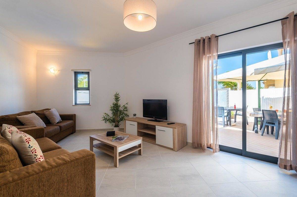 Villa Miramar Gale with Private Pool in Guia, Faro Distrikt