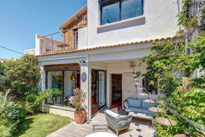 Ferienhaus für 4 Personen, mit Terrasse und Garten in Calanques - 2