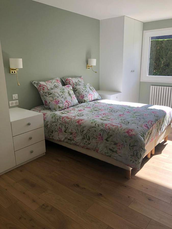 Gîte pour 6 personnes, avec terrasse et jardin à Seynod - 2