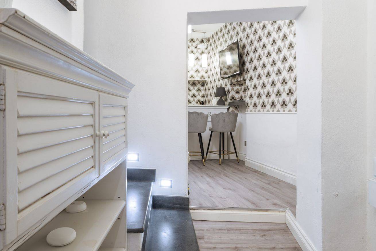 Entire apartment, Wellness Hm in Naples, Naples Province