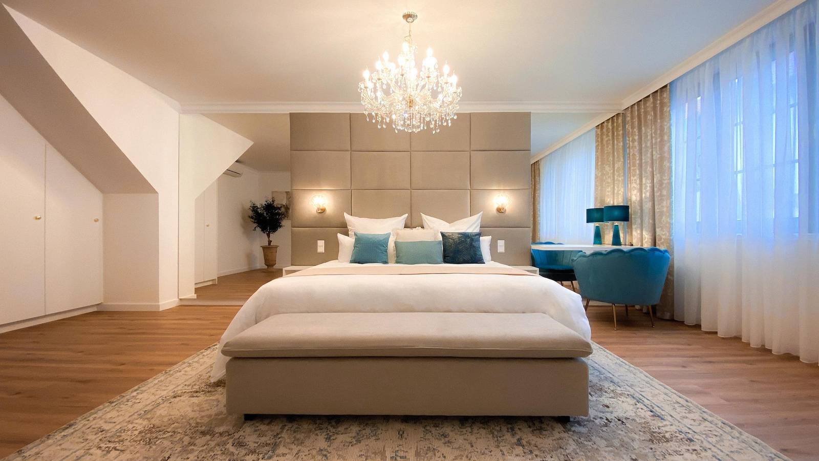 Ganze Ferienwohnung, Grand Deluxe Apartment in Neustadt an der Weinstraße, Pfälzer Rheinebene