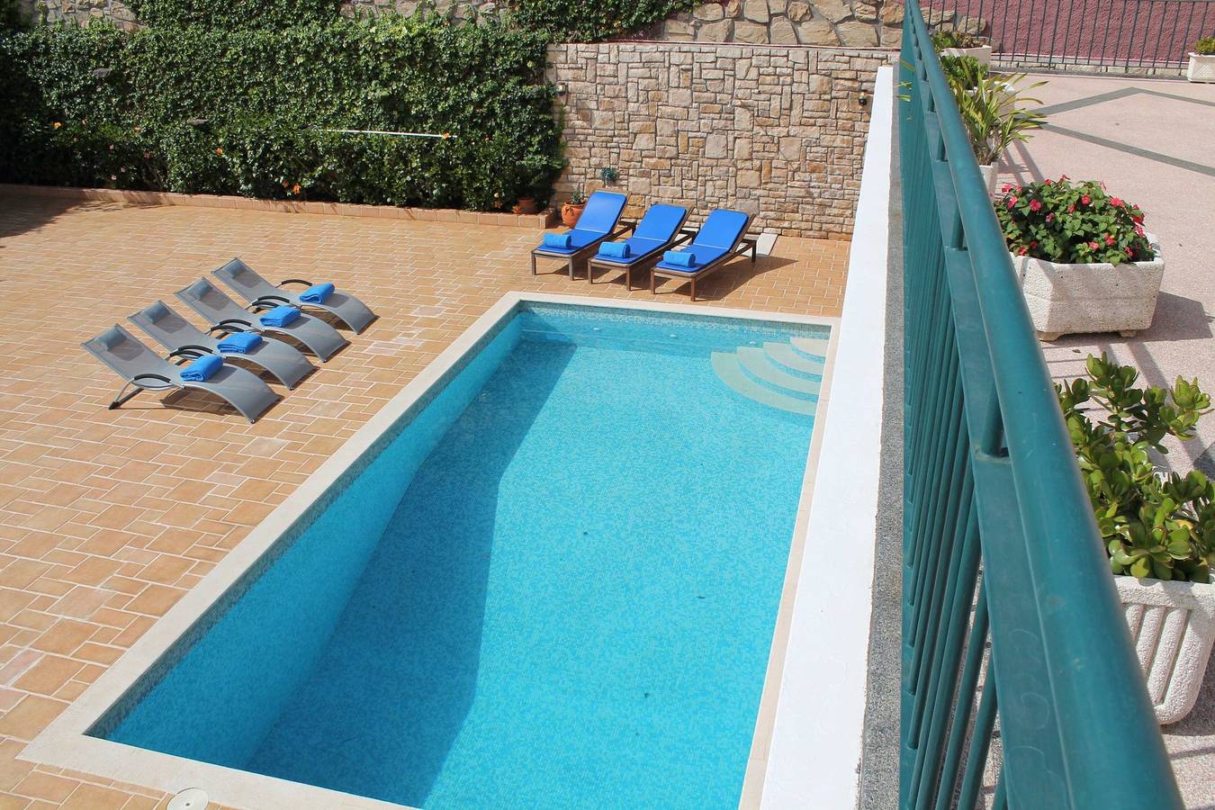 Villa para 14 pessoas com jardim in São Martinho (desambiguação), Madeira