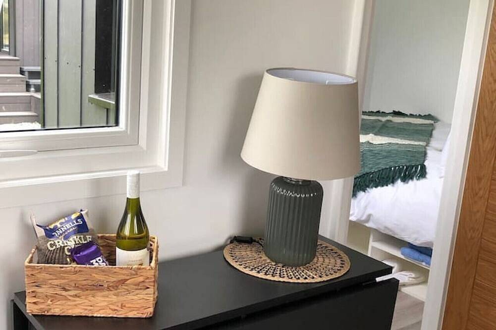 Entire apartment, Luxury Glamping Pod + Private Hot Tub, Bbq | North Coast Northern Ireland in County Antrim