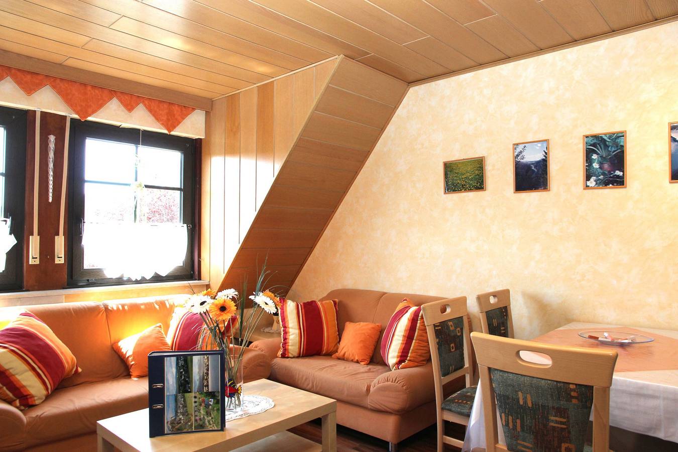 Ganze Wohnung, Apartment 'Mit Garten' mit privater Terrasse, privatem Garten und Wlan in Medebach, Hochsauerlandkreis