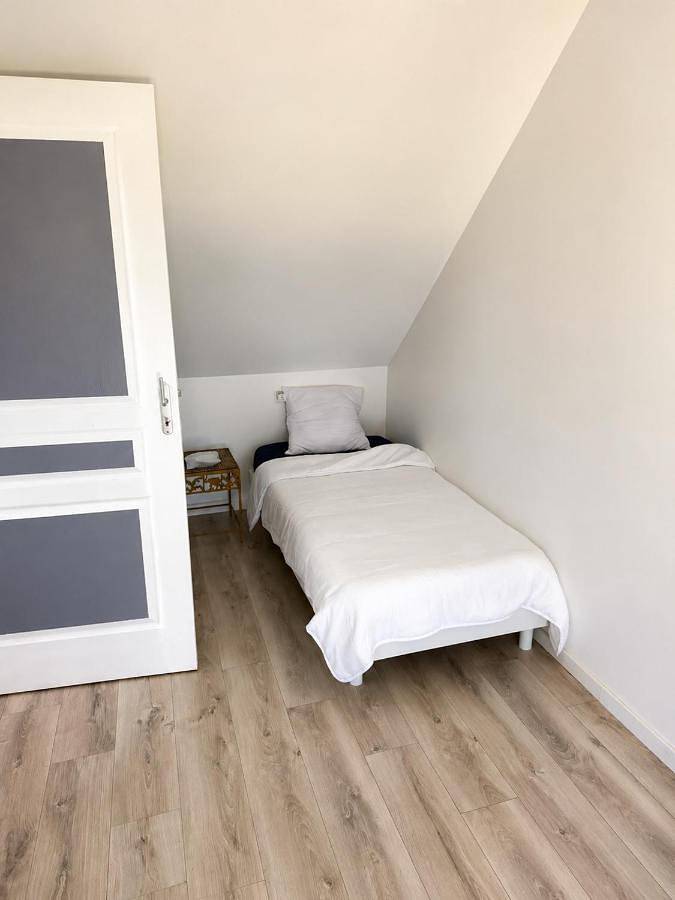 Appartement entier, Quiet apartment & private gym 1 hour from Paris in Gisy-les-Nobles, Yonne