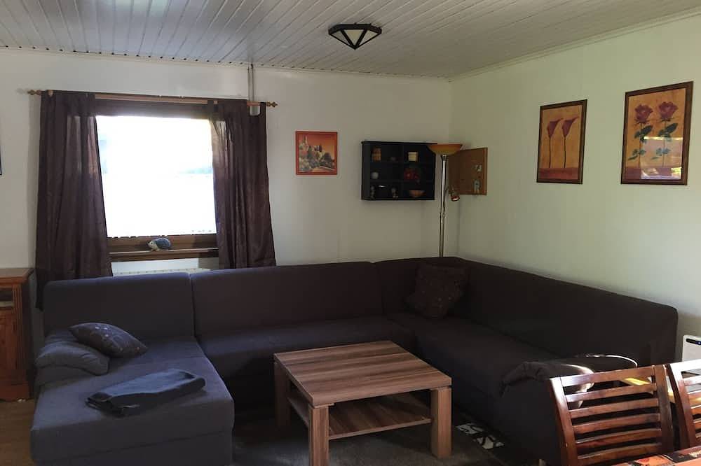 Ostfriesland,  Südbrookmerland, Großes Meer, zw. Emden u. Aurich, Haustiere erl. in Bedekaspel, Südbrookmerland