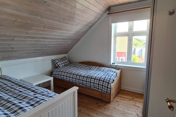 Ferienhaus für 11 Personen, mit Balkon und Whirlpool sowie Garten in Lindås - 4
