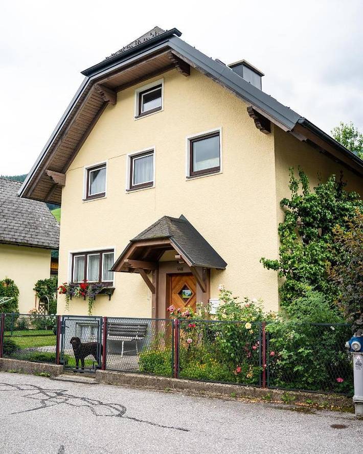 Ferienhaus für 6 Personen, mit Ausblick und Garten in Schladming